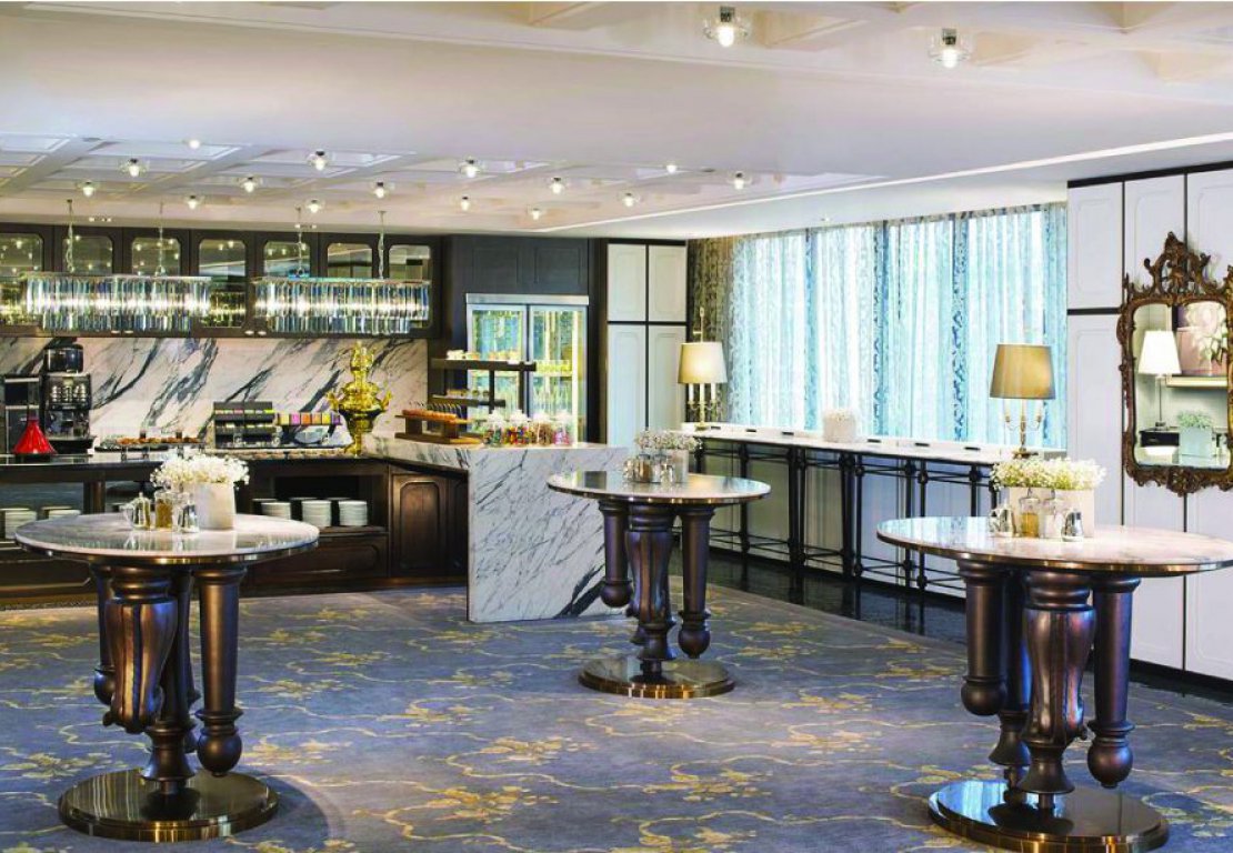 The Athenee Hotel
